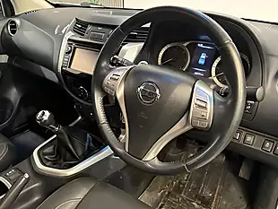 Used 2018 Nissan Navara Tekna White - Interior and Exterior details 3