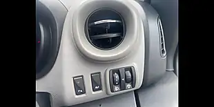 Used 2018 Nissan NV300 Acenta White - Interior and Exterior details 14