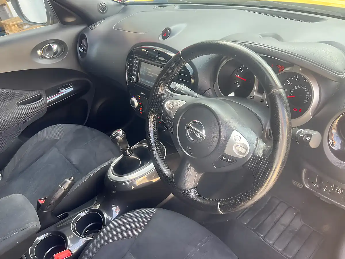 Used 2018 Nissan Pulsar N-Connecta - Interior and Exterior details 5