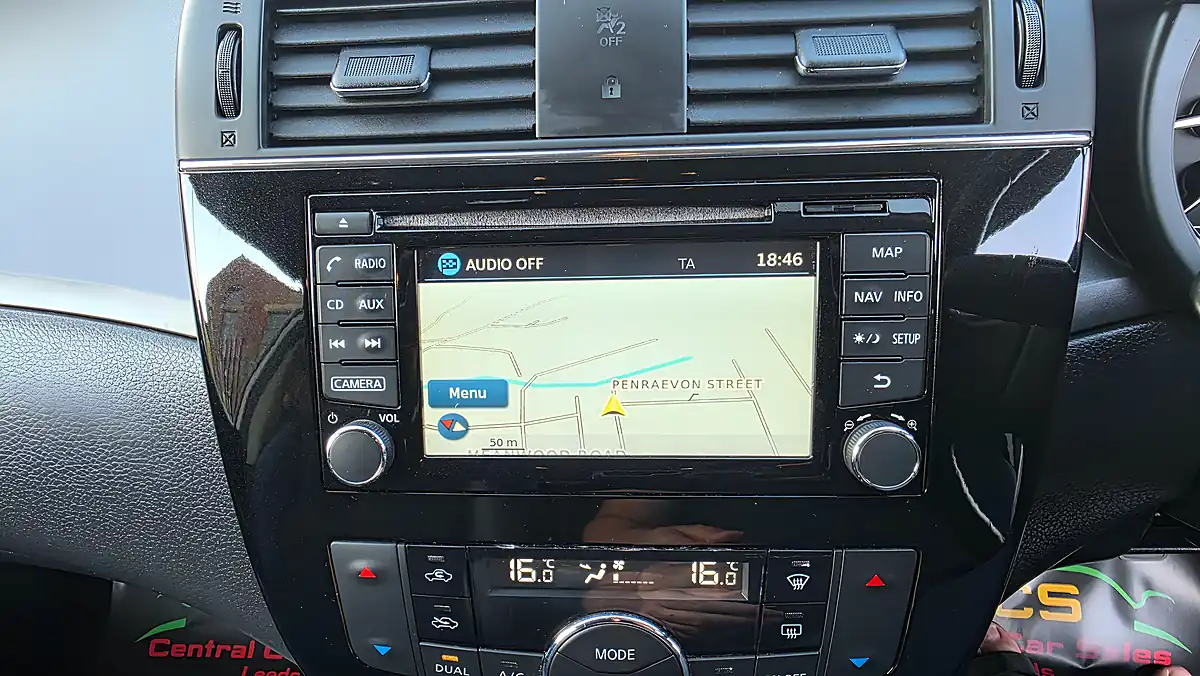 Used 2018 Nissan Pulsar N-Connecta White - Interior and Exterior details 14