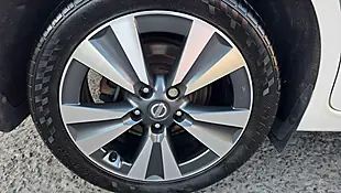 Used 2018 Nissan Pulsar N-Connecta White - Interior and Exterior details 19