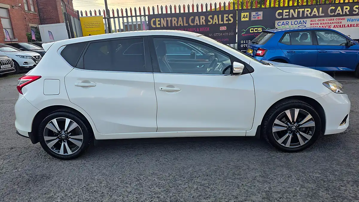 Used 2018 Nissan Pulsar N-Connecta White - Interior and Exterior details 5