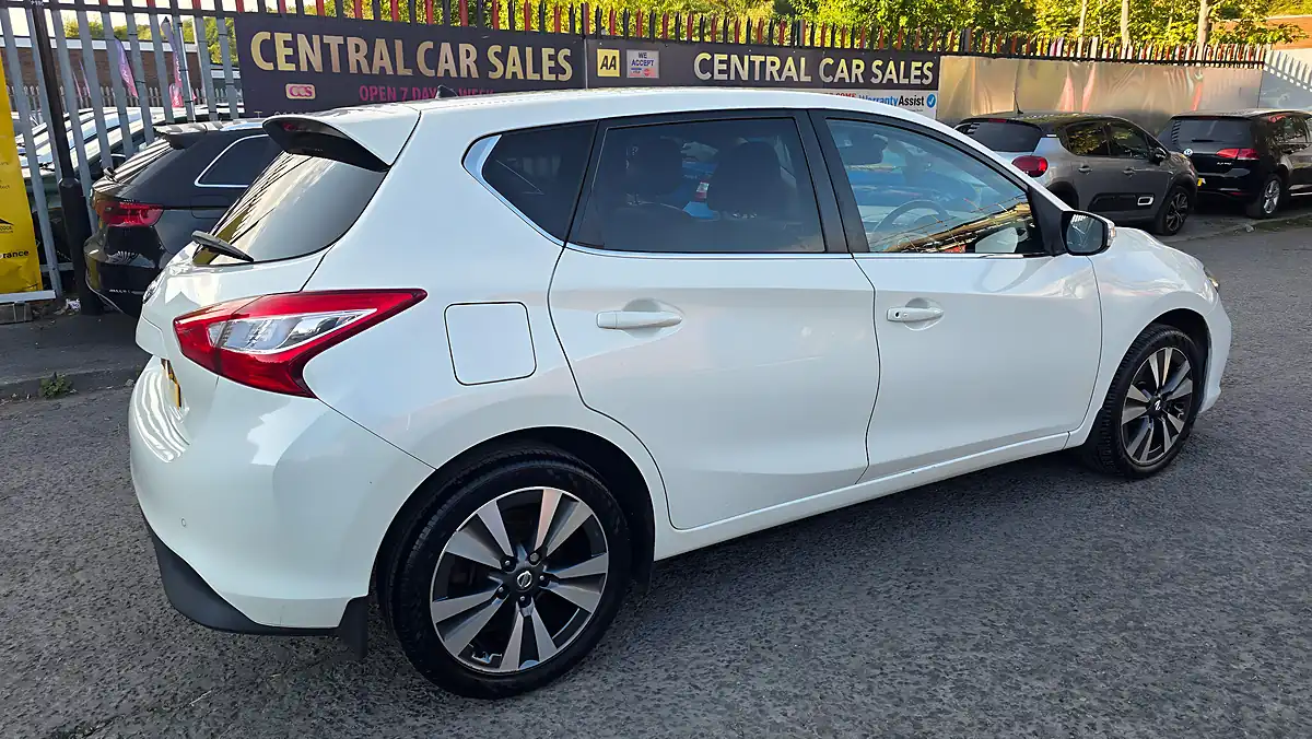 Used 2018 Nissan Pulsar N-Connecta White - Interior and Exterior details 9