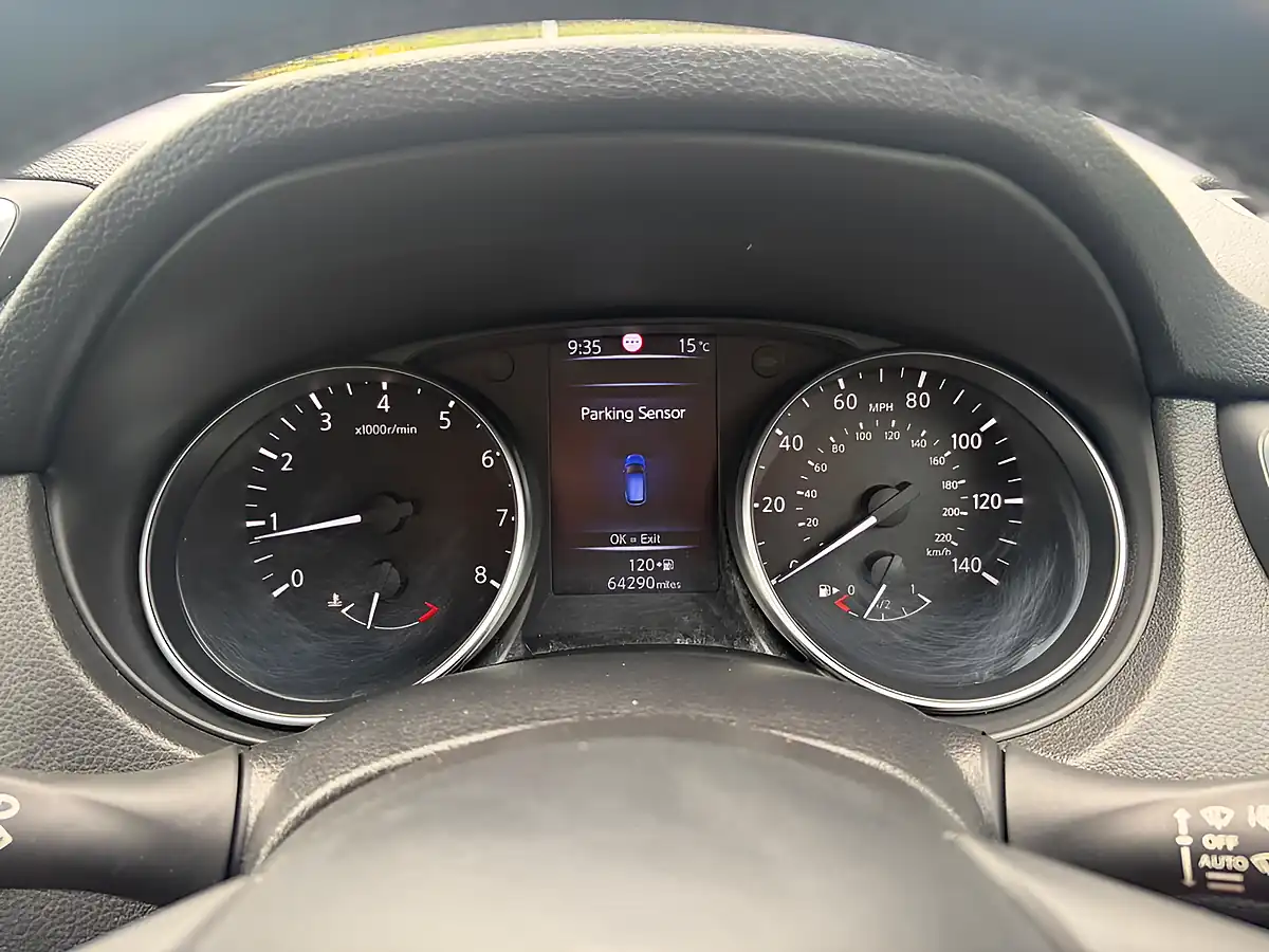 Used 2018 Nissan Qashqai Acenta Blue - Interior and Exterior details 17