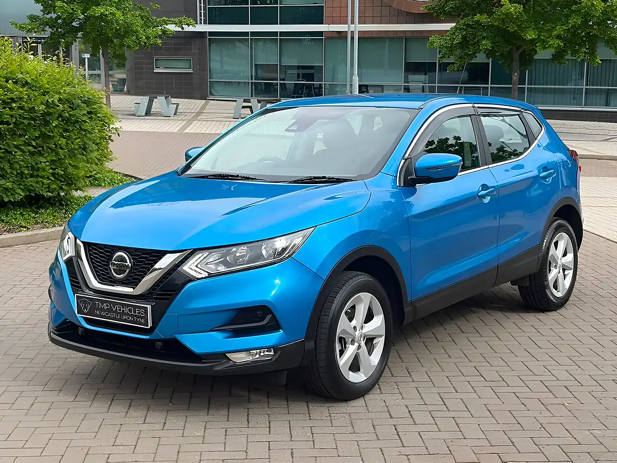 Used 2018 Nissan Qashqai Acenta Blue - Interior and Exterior details 6