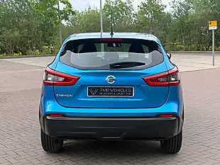 Used 2018 Nissan Qashqai Acenta Blue - Interior and Exterior details 7