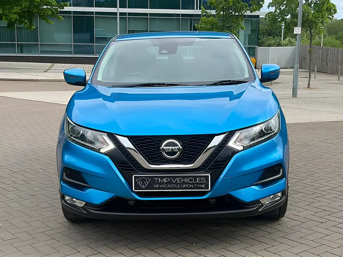 Used 2018 Nissan Qashqai Acenta Blue - Interior and Exterior details 9