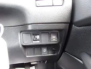 Used 2018 Nissan Qashqai Acenta Blue - Interior and Exterior details 14