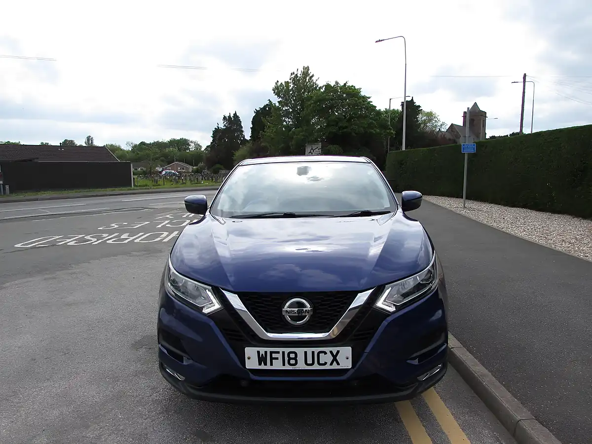 Used 2018 Nissan Qashqai Acenta Blue - Interior and Exterior details 2