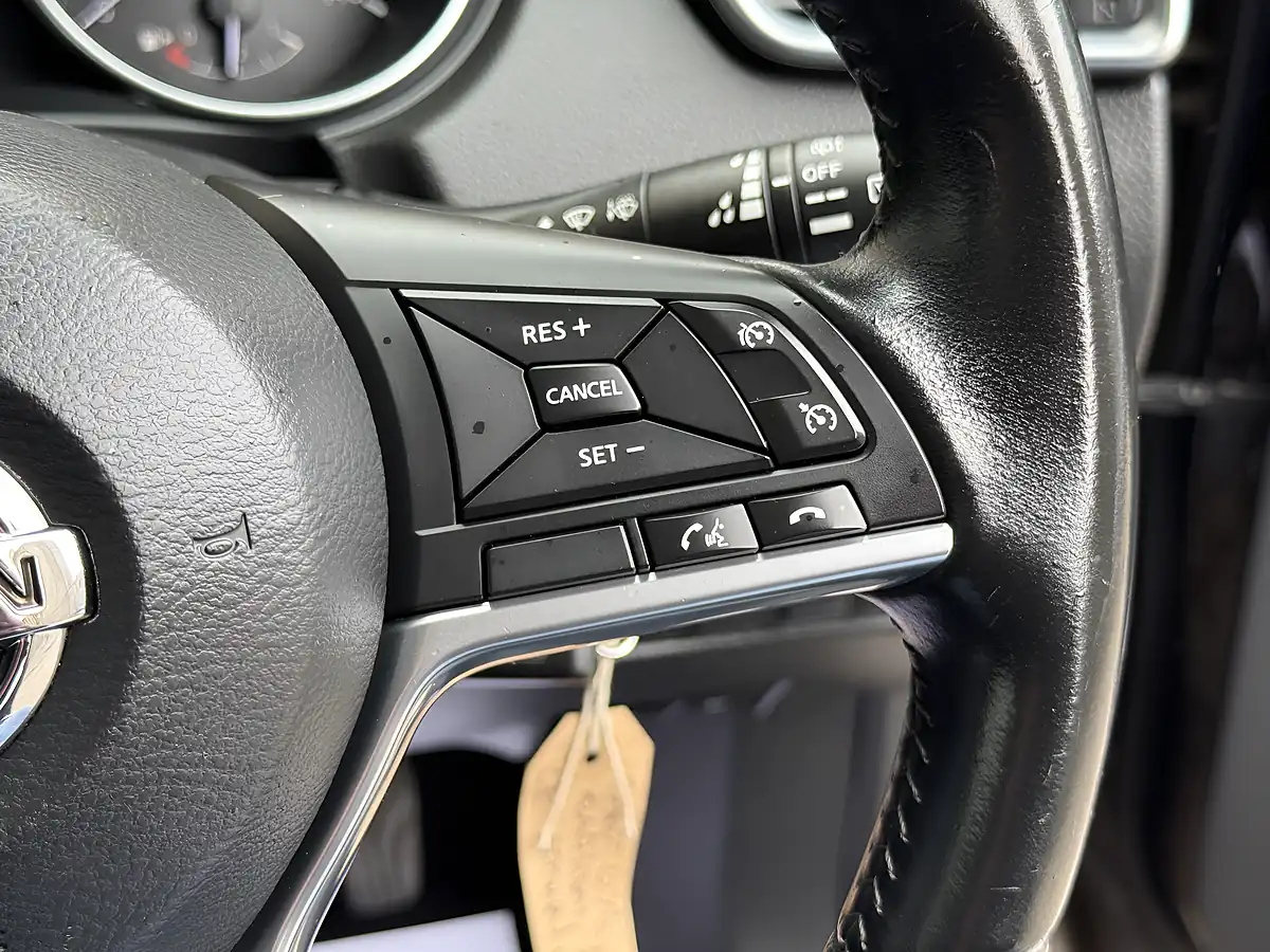 Used 2018 Nissan Qashqai Acenta Bronze - Interior and Exterior details 15