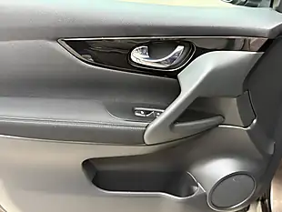 Used 2018 Nissan Qashqai Acenta Bronze - Interior and Exterior details 17