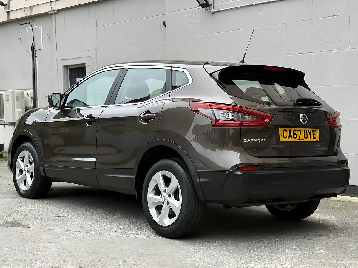 Used 2018 Nissan Qashqai Acenta Bronze - Interior and Exterior details 3