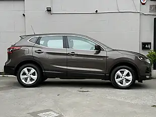 Used 2018 Nissan Qashqai Acenta Bronze - Interior and Exterior details 5