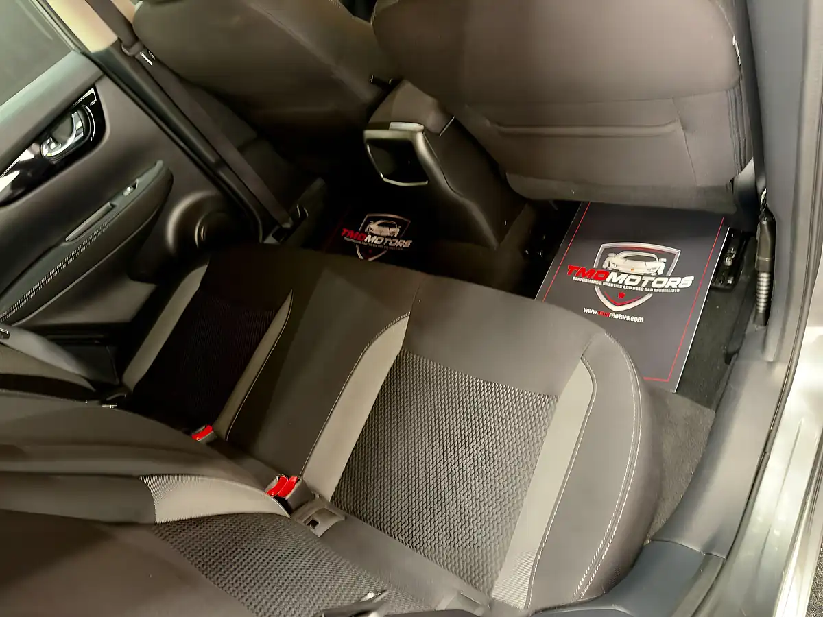 Used 2018 Nissan Qashqai Acenta Grey - Interior and Exterior details 19