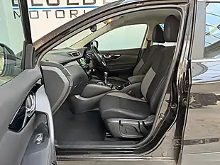 Used 2018 Nissan Qashqai Acenta Pearl Black - Interior and Exterior details 9