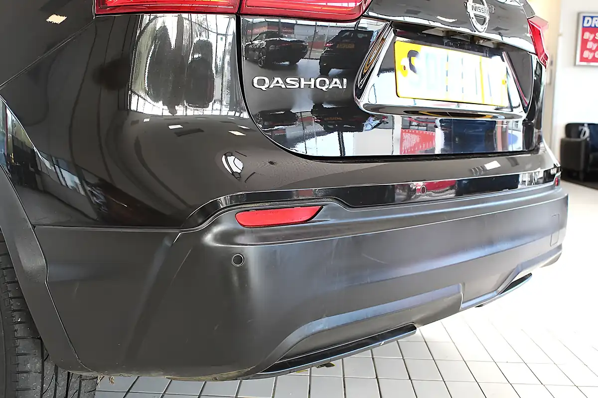 Used 2018 Nissan Qashqai Acenta Pearl Black - Interior and Exterior details 18