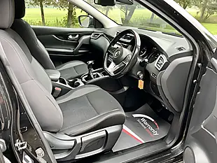Used 2018 Nissan Qashqai Acenta Premium Black - Interior and Exterior details 12
