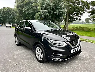 Used 2018 Nissan Qashqai Acenta Premium Black - Interior and Exterior details 2
