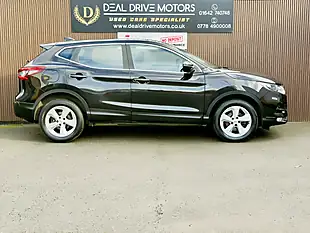 Used 2018 Nissan Qashqai Acenta Premium Black - Interior and Exterior details 10
