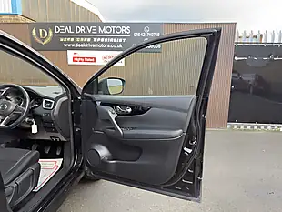 Used 2018 Nissan Qashqai Acenta Premium Black - Interior and Exterior details 12