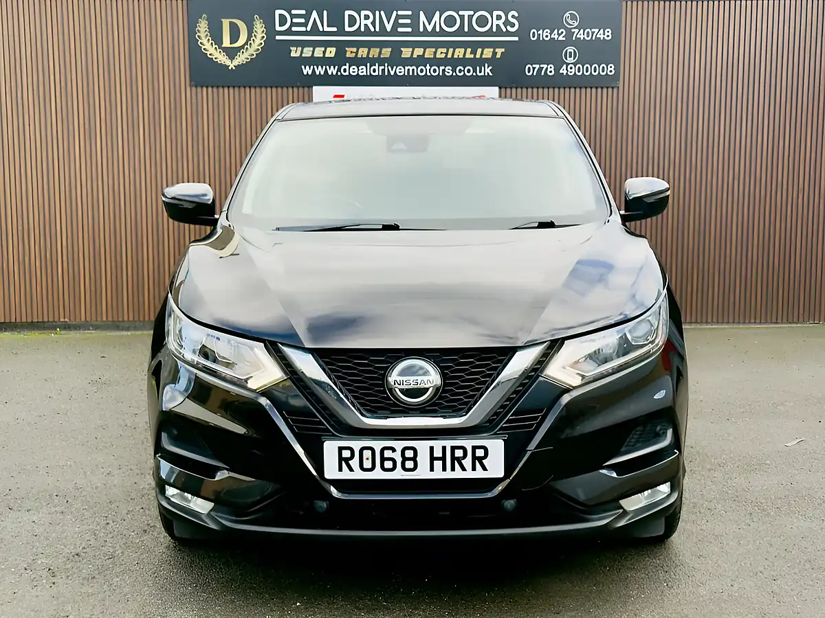 Used 2018 Nissan Qashqai Acenta Premium Black - Interior and Exterior details 4