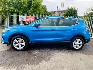 Used 2018 Nissan Qashqai Acenta Premium Blue - Interior and Exterior details 11
