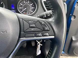 Used 2018 Nissan Qashqai Acenta Premium Blue - Interior and Exterior details 17