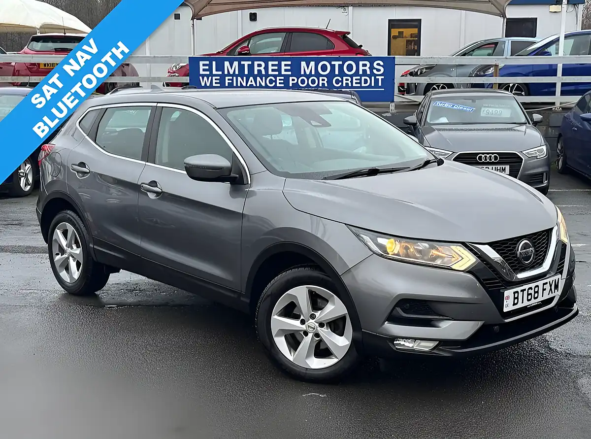 Used 2018 Nissan Qashqai Acenta Premium Grey - Front View