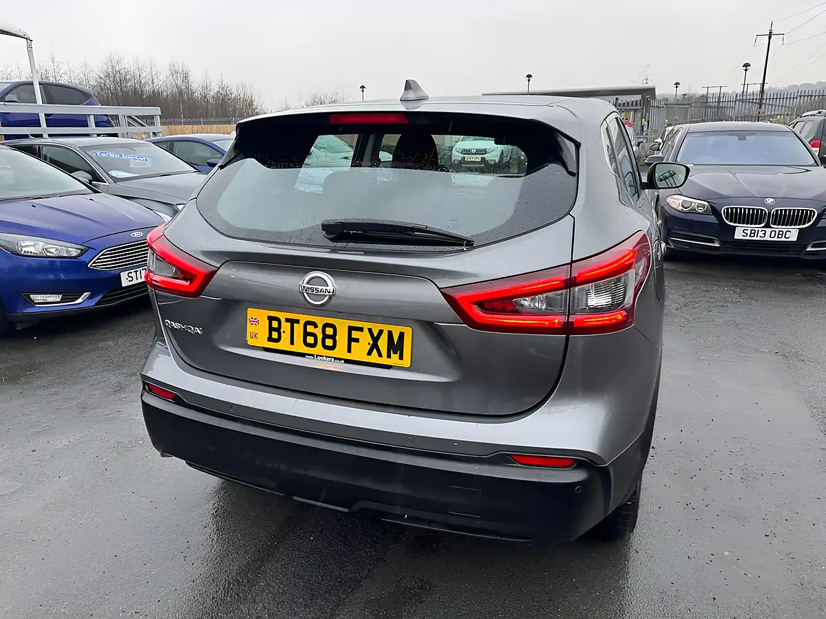 Used 2018 Nissan Qashqai Acenta Premium Grey - Interior and Exterior details 10