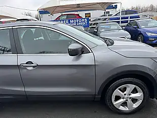 Used 2018 Nissan Qashqai Acenta Premium Grey - Interior and Exterior details 18