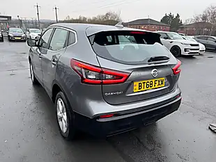 Used 2018 Nissan Qashqai Acenta Premium Grey - Interior and Exterior details 4
