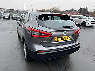 Used 2018 Nissan Qashqai Acenta Premium Grey - Interior and Exterior details 5