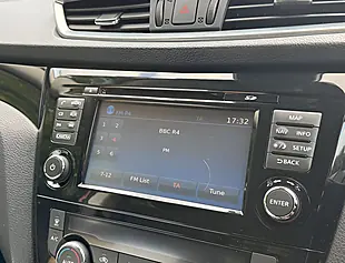Used 2018 Nissan Qashqai Acenta Premium Magnetic Red - Interior and Exterior details 14