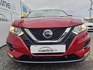 Used 2018 Nissan Qashqai Acenta Premium Red - Interior and Exterior details 2