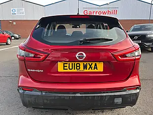 Used 2018 Nissan Qashqai Acenta Xtron Red - Interior and Exterior details 8