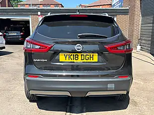 Used 2018 Nissan Qashqai N-Connecta Black - Interior and Exterior details 6