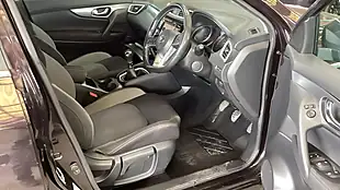 Used 2018 Nissan Qashqai N-Connecta Black - Interior and Exterior details 10