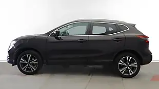 Used 2018 Nissan Qashqai N-Connecta Black - Interior and Exterior details 6