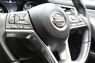 Used 2018 Nissan Qashqai N-Connecta Black - Interior and Exterior details 17
