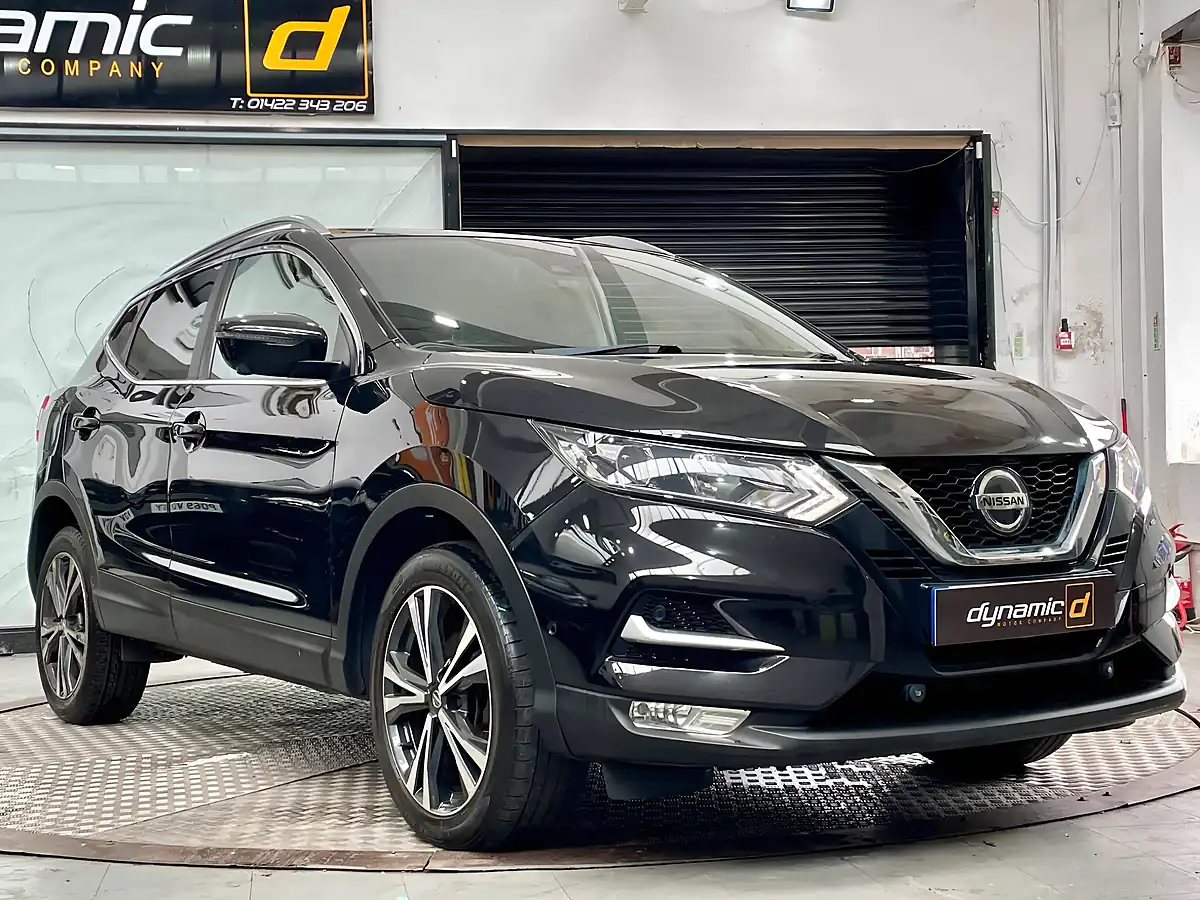 Used 2018 Nissan Qashqai N-Connecta Black - Interior and Exterior details 2