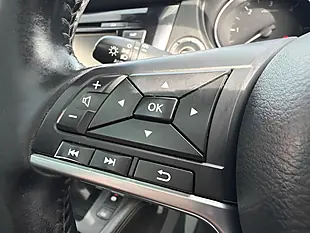 Used 2018 Nissan Qashqai N-Connecta Black - Interior and Exterior details 12