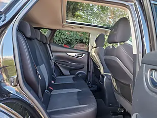 Used 2018 Nissan Qashqai N-Connecta Black - Interior and Exterior details 13