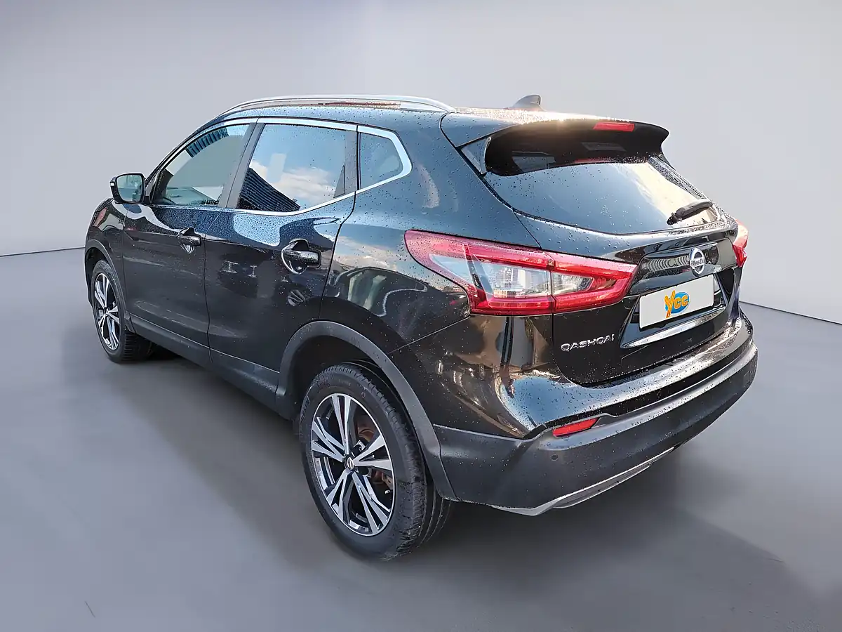 Used 2018 Nissan Qashqai N-Connecta Black - Interior and Exterior details 7
