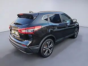 Used 2018 Nissan Qashqai N-Connecta Black - Interior and Exterior details 8