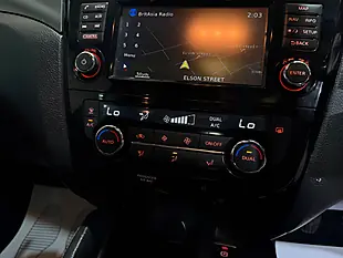 Used 2018 Nissan Qashqai N-Connecta Black - Interior and Exterior details 17