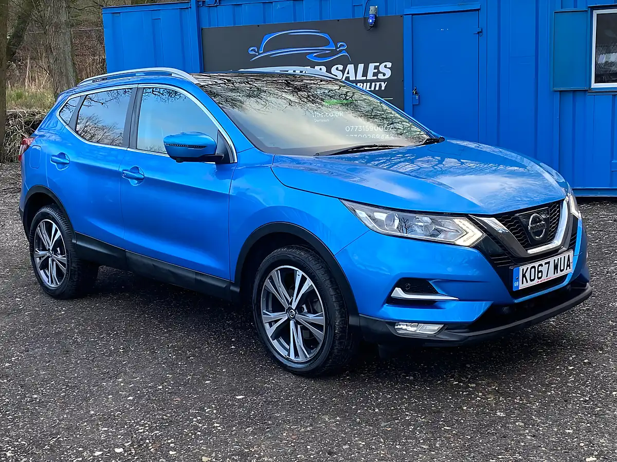 Used 2018 Nissan Qashqai N-Connecta Blue - Interior and Exterior details 10