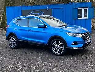 Used 2018 Nissan Qashqai N-Connecta Blue - Interior and Exterior details 11