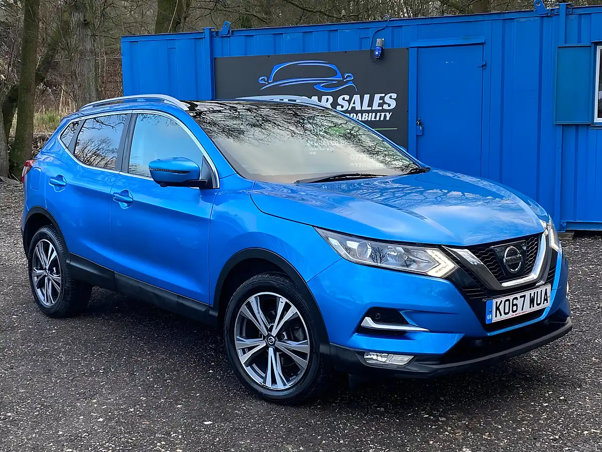 Used 2018 Nissan Qashqai N-Connecta Blue - Interior and Exterior details 5