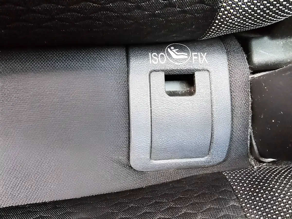 Used 2018 Nissan Qashqai N-Connecta Blue - Interior and Exterior details 13