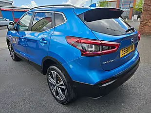 Used 2018 Nissan Qashqai N-Connecta Blue - Interior and Exterior details 3